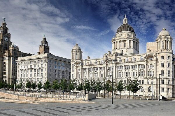 Liverpool city skyline